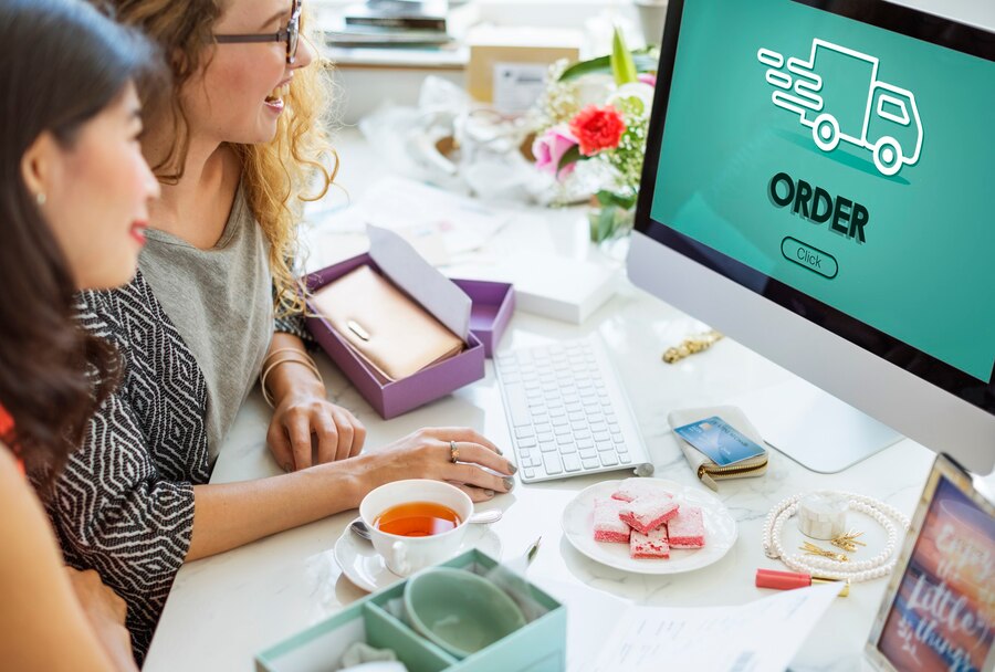 E-COMMERCE